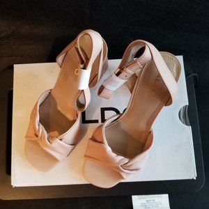 NIB ALDO High Heel Sandals – Beige, Size: 5